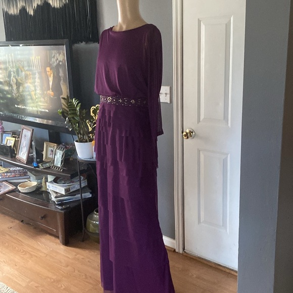 Adrianna Pappell NWT gown - Picture 4 of 12